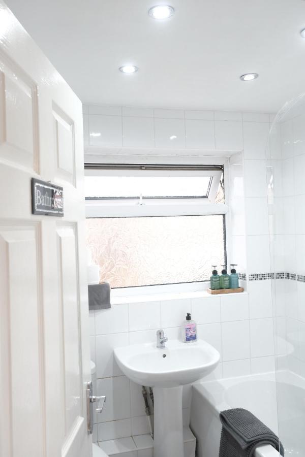 Bee Stays - Maliston House Great Sankey Екстер'єр фото